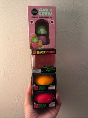 NeeDoh Squish Toys & Click'r Crew Frog